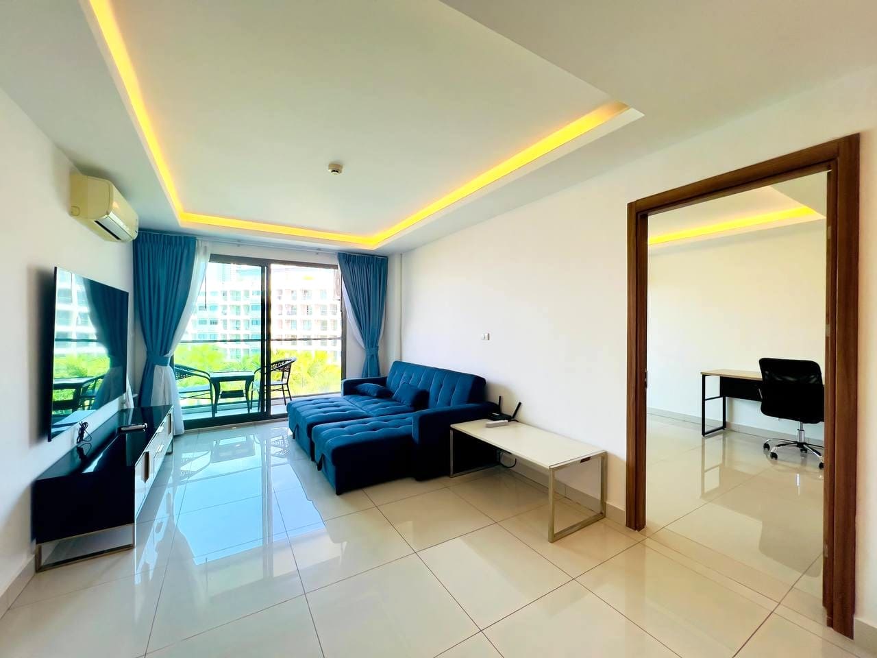 81i08｜Laguna Beach Resort 3 - The Maldives, 55sqm 1 bedroom 6th floor pool view